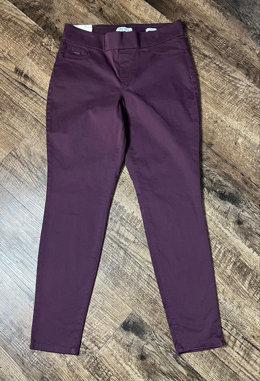 Nine West NWT Hedi Skinny Pull on Stretch Pants Deep Plum Size 10